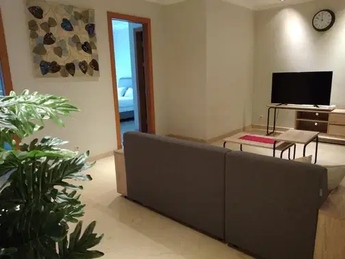 Sudirman Residence-тегі жеке лифті бар кең 3 бөлмелі пәтер