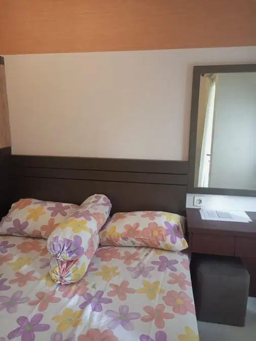 Studio Madison Park Furnished, Clean and Ready to Move In