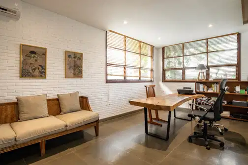 Spacious 6-Bedroom Villa in Umalas with Pool and Tropical Gardens