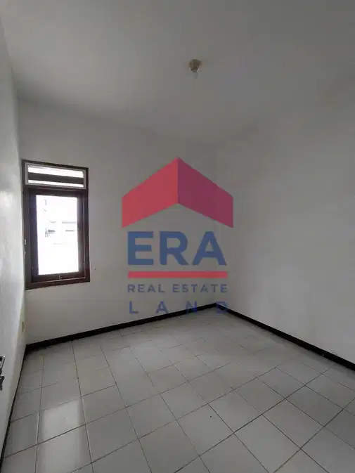 Strategic Location Comfortable Residential Property