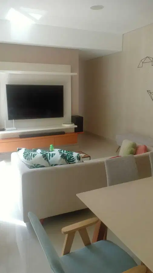 Gading Serpong-дағы Rainbow Springs Condovillas - Толық жабдықталған пәтер