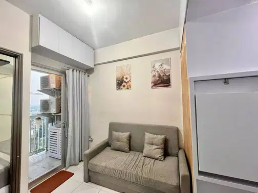 Emerald Bintaro пәтері - Ыңғайлы орналасуы бар көптеген ықтималдықтар