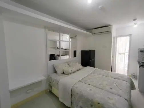 Studio Apartment at Bassura City - Fully Furnished