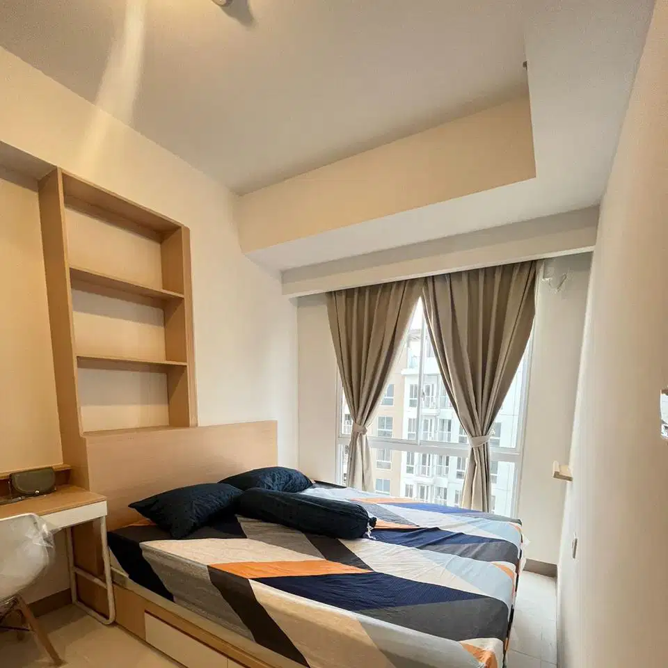 Modern Studio Apartment at Tokyo Riverside