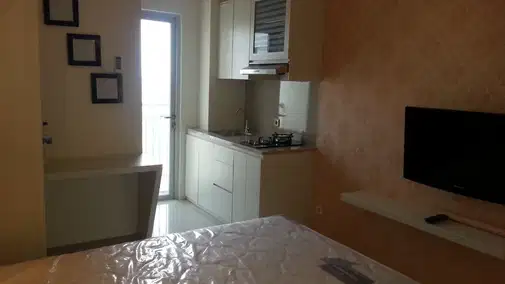 Penthouse Studio Apartment on 35th Floor, Fully Furnished