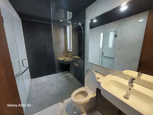 Gold Coast PIK Apartment - 2 Bedroom Luxury Fully Furnished Unit