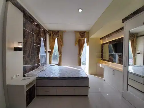 Comfortable Furnished Home in Strategic Location
