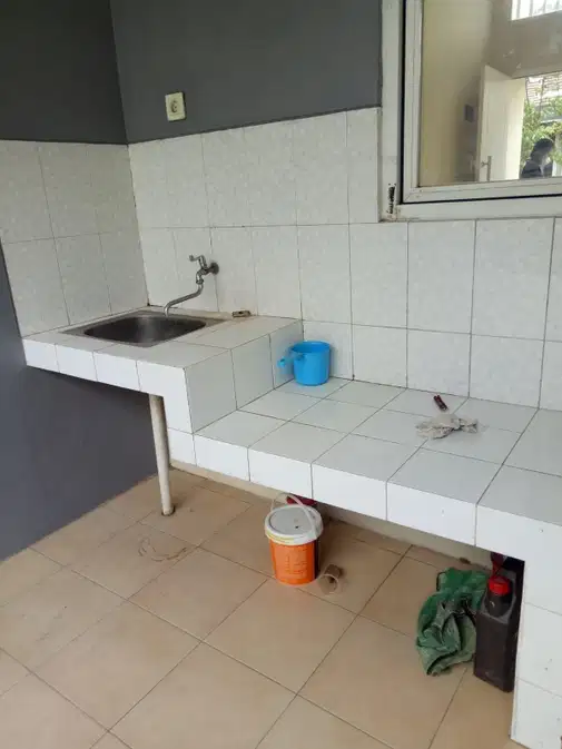 Comfortable Cluster Housing Near Toll Access and Shopping Center