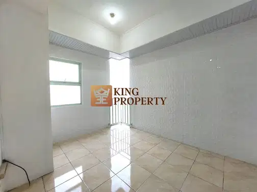 3 Bedroom Apartment in Season City with Pool View
