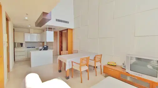 The Summit Kelapa Gading пәтері - Жазық көріністі бассейнмен лофт стилі