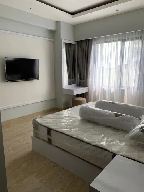 3-спальный кондоминиум Golf Karawaci - Полностью меблированный