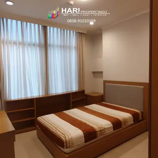 Hamptons Park пәтері - Pondok Indah-тағы гольф көрінісі бар кең 3 бөлмелі пәтер