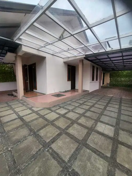Disewa Rumah 1,5 Lantai Luas 163 m2, 3 Kamar Tidur, Antapani, Bandung