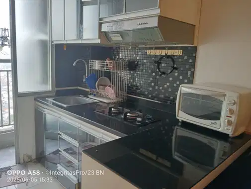 Джакарта қаласының орталығындағы 2 бөлмелі жиһаздармен жабдықталған пәтер