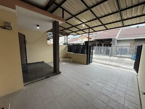 Comfortable 3-Bedroom House in Taman Holis Indah