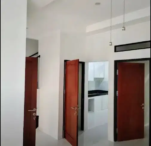 2-Story House in Tebet Barat, Strategic Location, Flood-Free