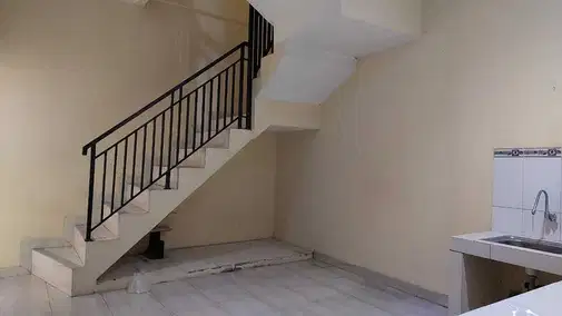 7-Bedroom House in Kelapa Gading with Multiple Features
