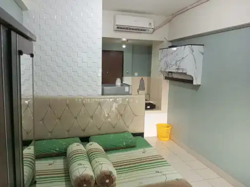 Compact Studio Apartment on 9th Floor
