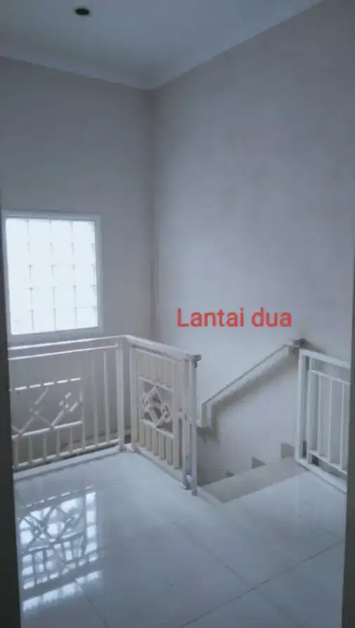 Minimalist House in South Jakarta Near Business District