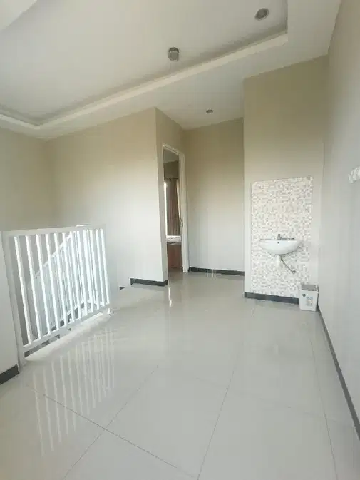 Semi-Furnished House in Strategic Location Dieng, Sukun Malang