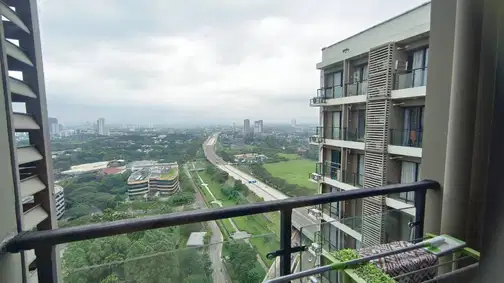 Studio Apartment in Sky House BSD, Near AEON Mall