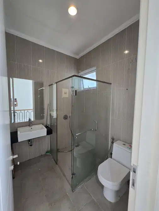Cluster Whitsand Greenwich BSD House Rental