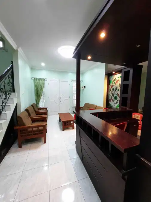 2-поверховий будинок у Menteng Garden, Tanjung Bunga