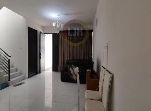 Rumah Di Batam Centre - Strategic City Center Location with Pool