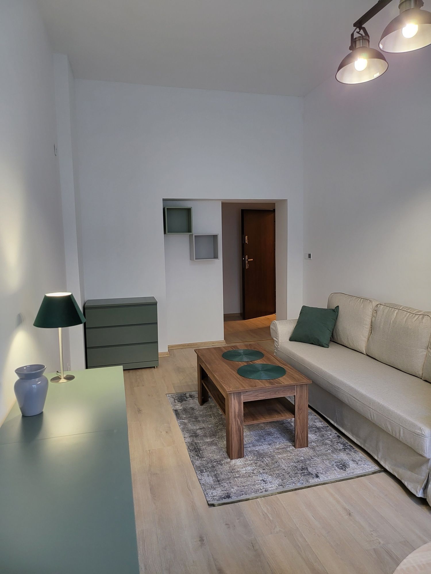 Renovated Studio Apartment Near City Center