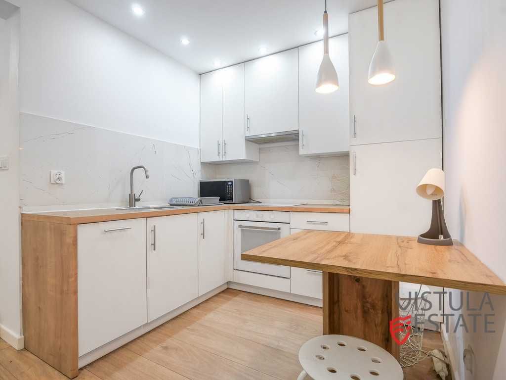 Краковтың Ескі қаласындағы жайлы пәтер, 52.3 м², университет пен Бас алаңға жақын