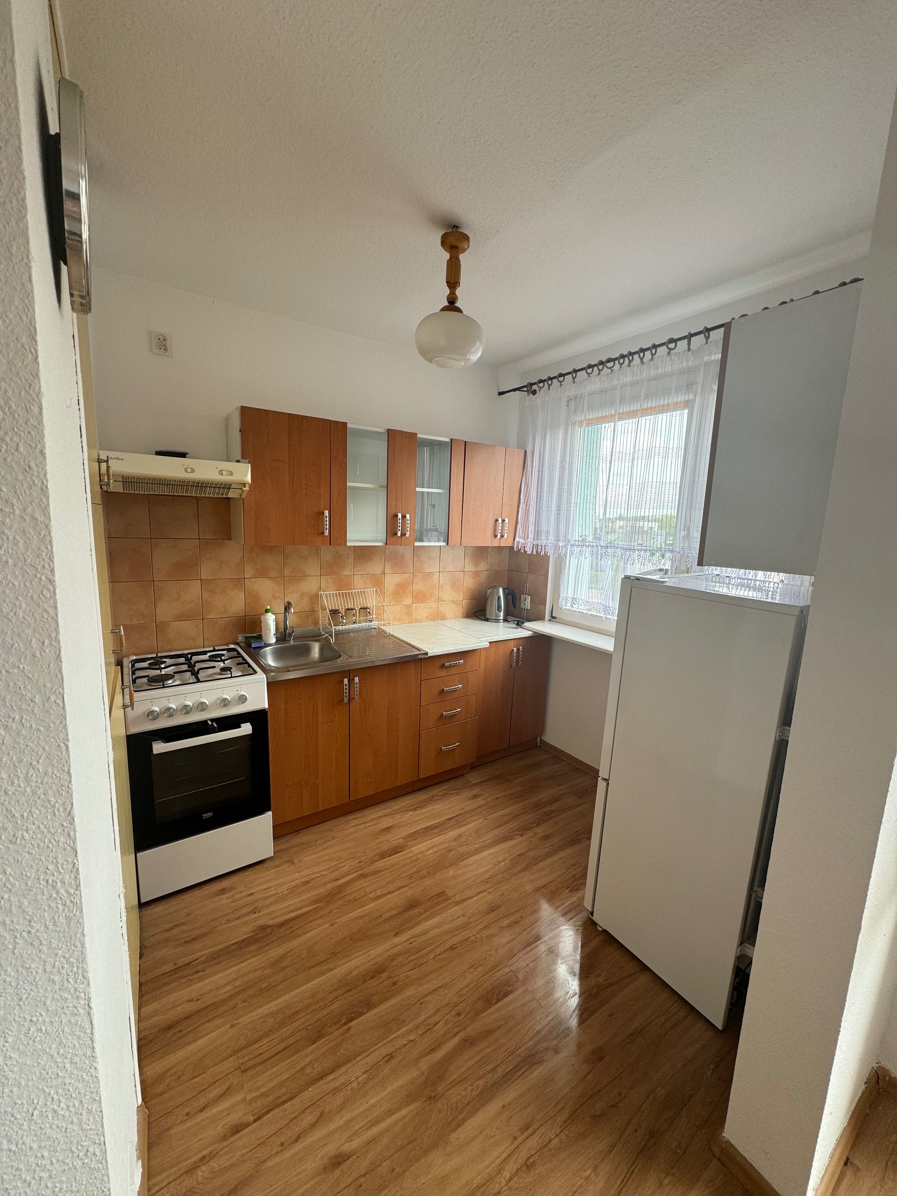 Cozy Studio Apartment Near Lake with Balcony
