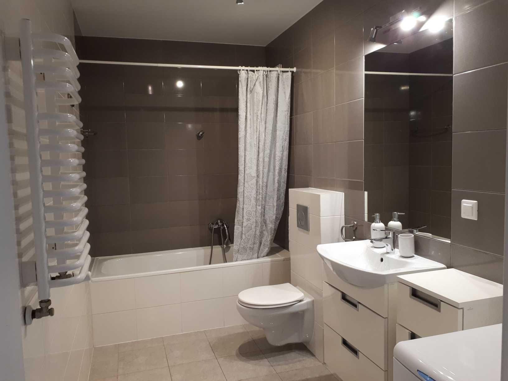 Elegant 36m² Studio Apartment with Large Balcony near AWF and Polytechnic
