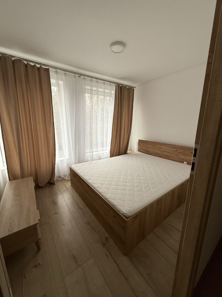 Modern Two-Bedroom Apartment with Fully Equipped Kitchen