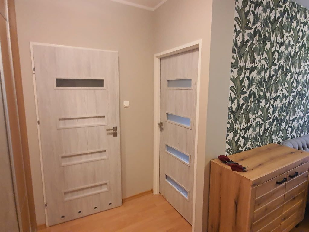 Modern 2-Bedroom Apartment with Balcony in Monitored Complex