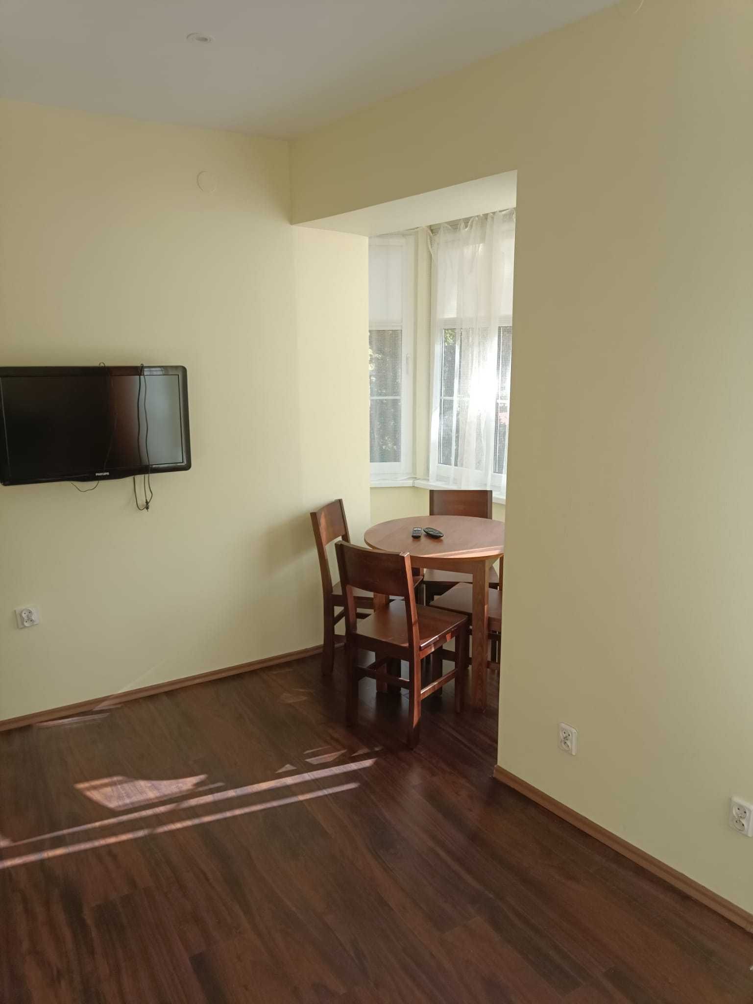 32m² Two-Room Apartment, First Floor, Sunny Location