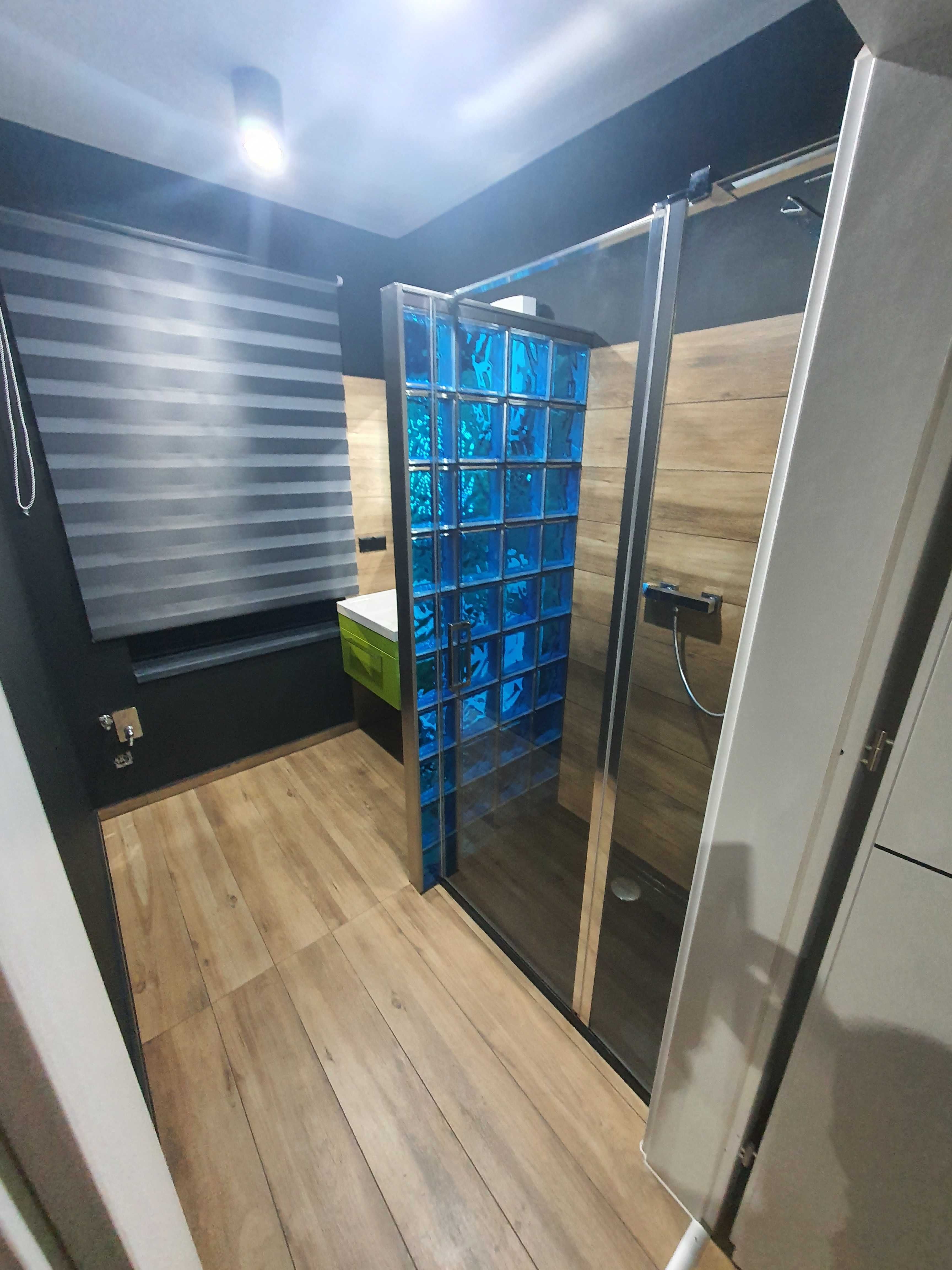 Renovated City Center Apartment with Private Terrace
