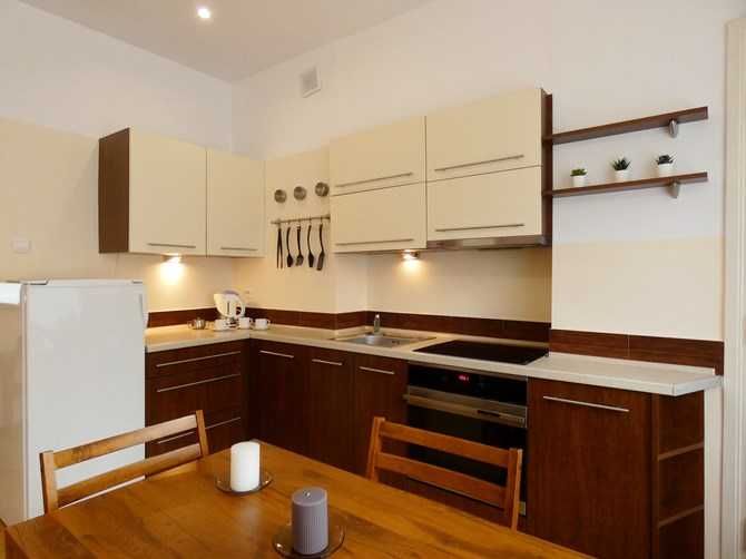 Cozy 27m² Apartment near Wawel in Krakow with Green Surroundings