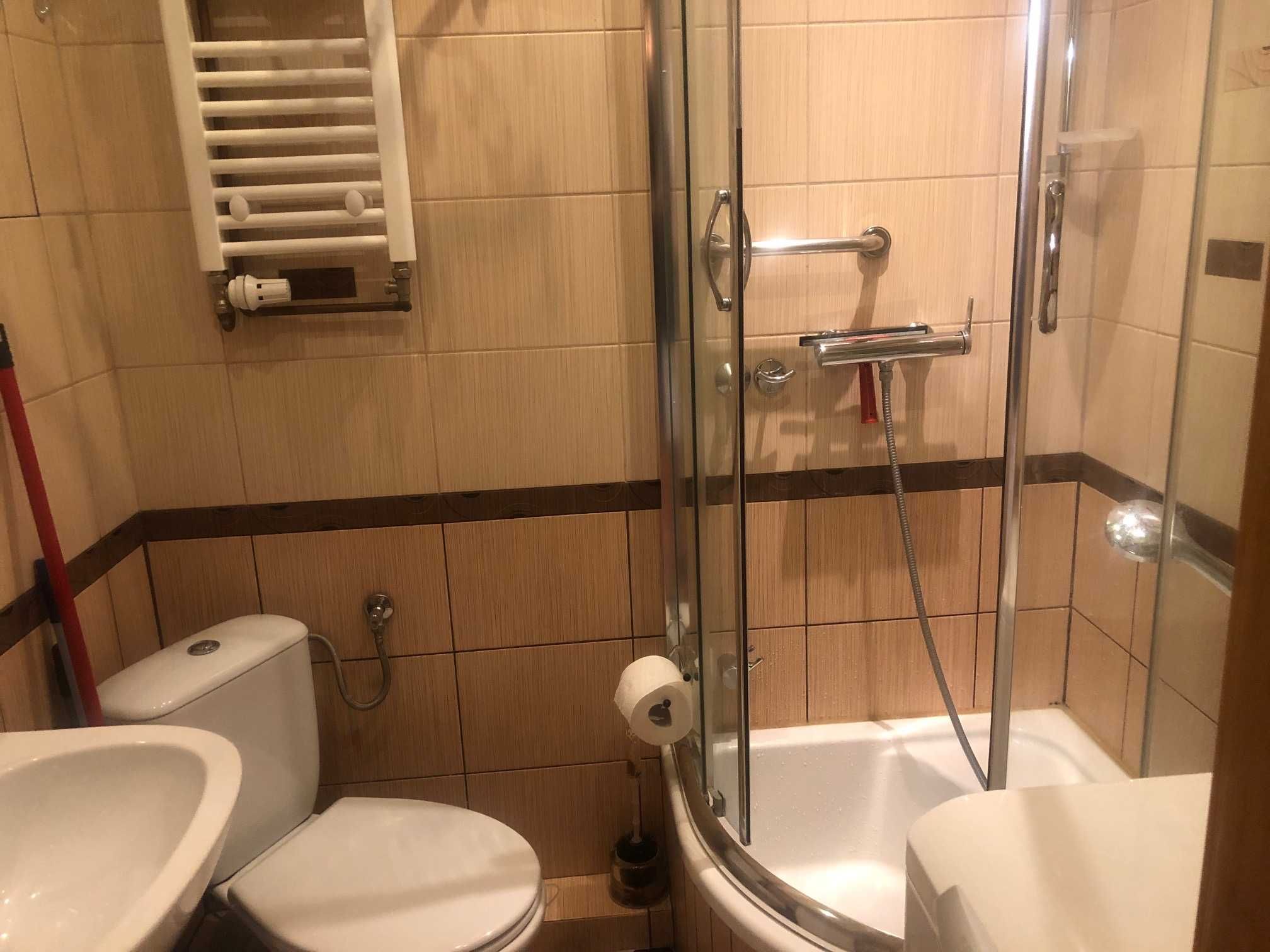 34м² Бөлек жатқа бөлмесі және үлкен балконы бар студиялық пәтер