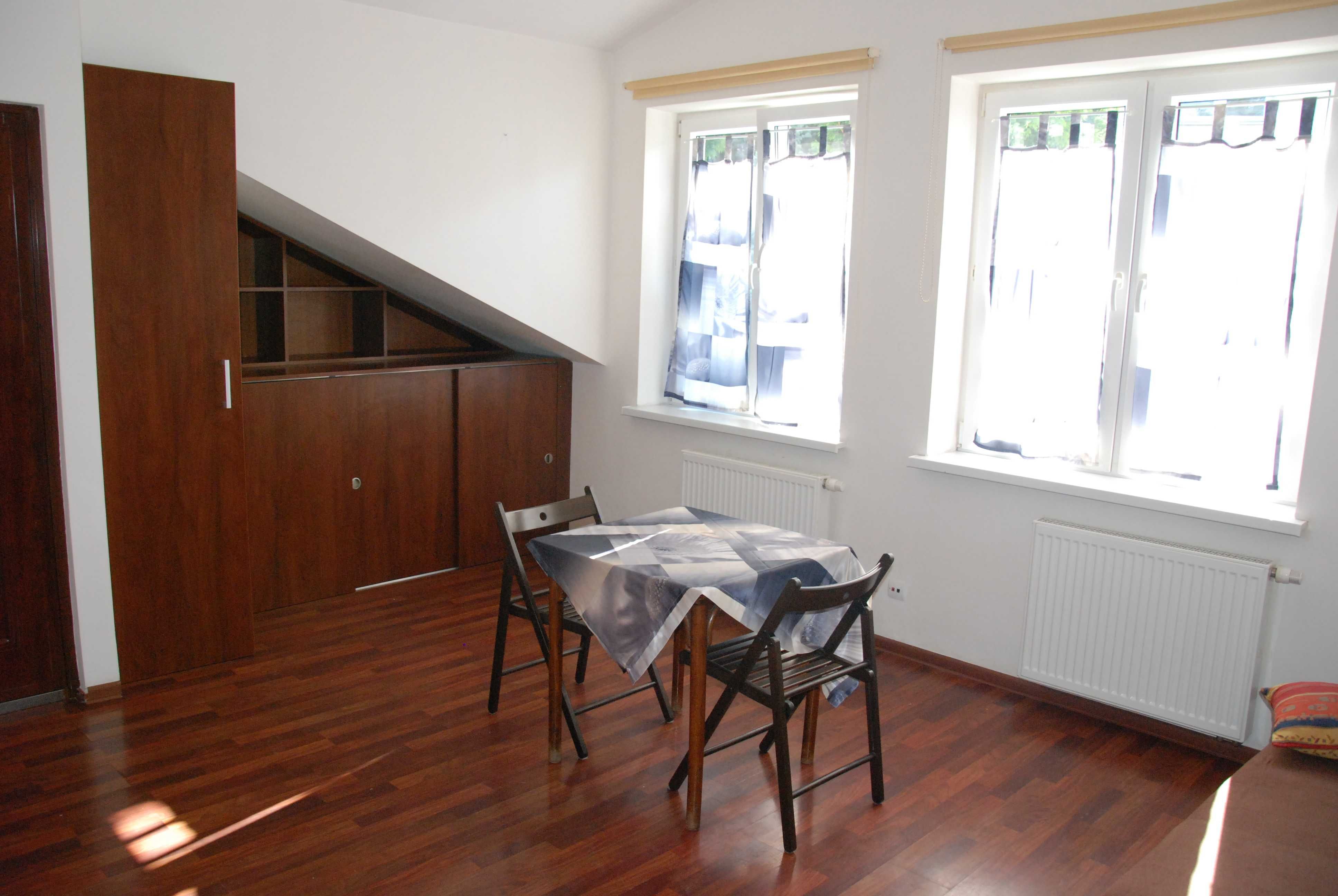 Cozy Studio Apartment in Krowodrza/Azory, Close to Public Transport