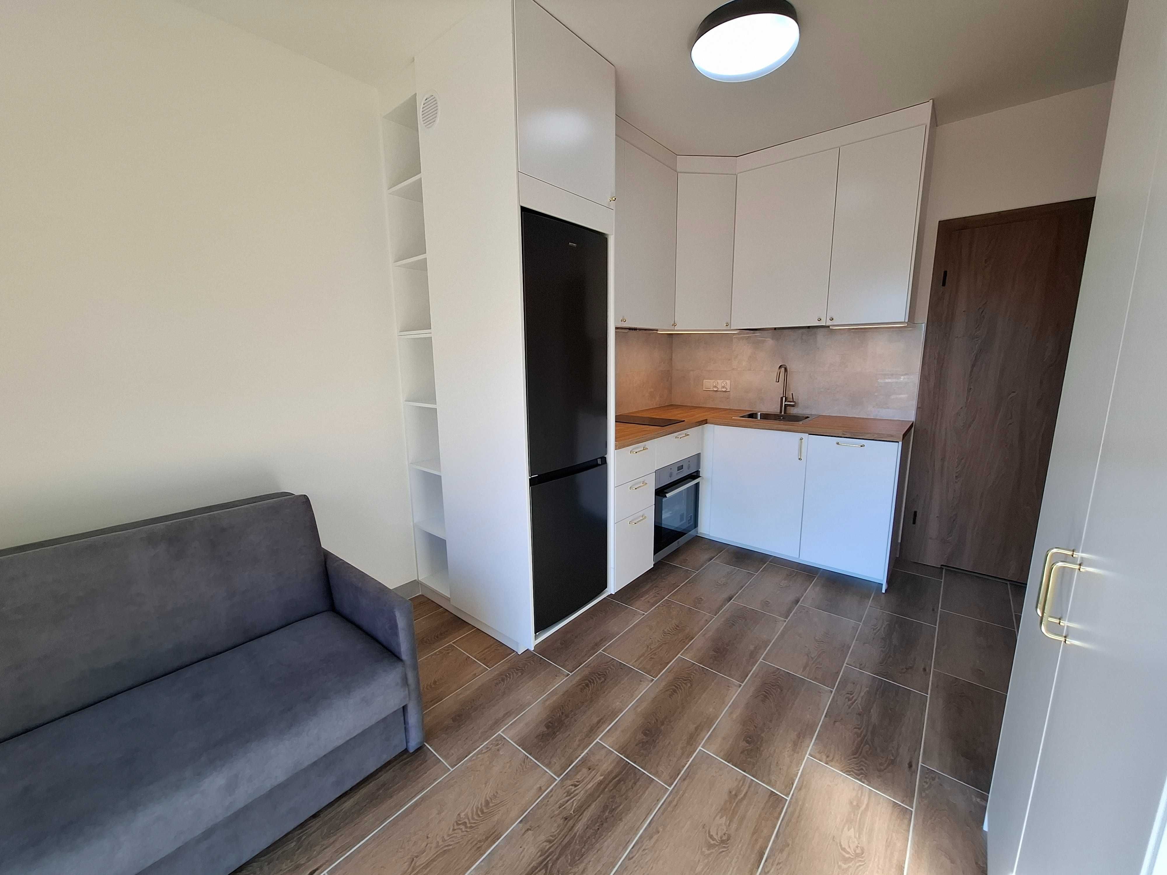 Compact Studio Apartment Near City Market