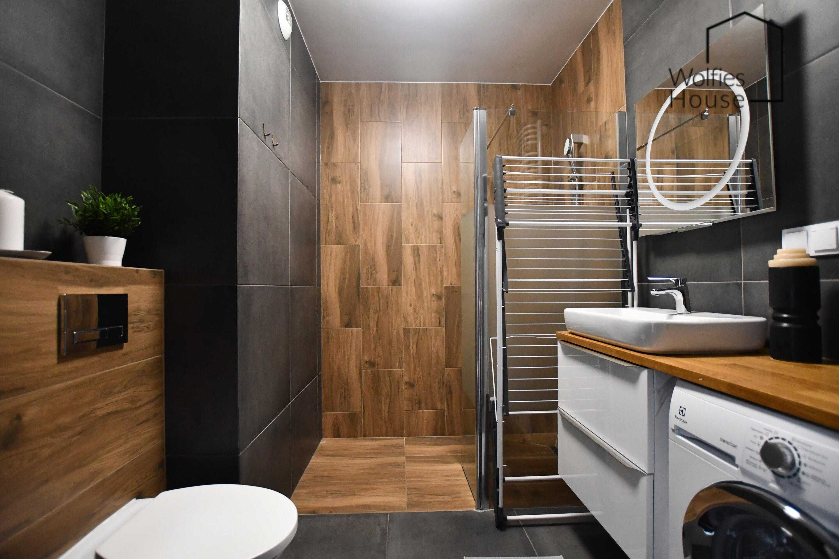 Modern 2-Room Apartment in Vermelo Complex, Krakow