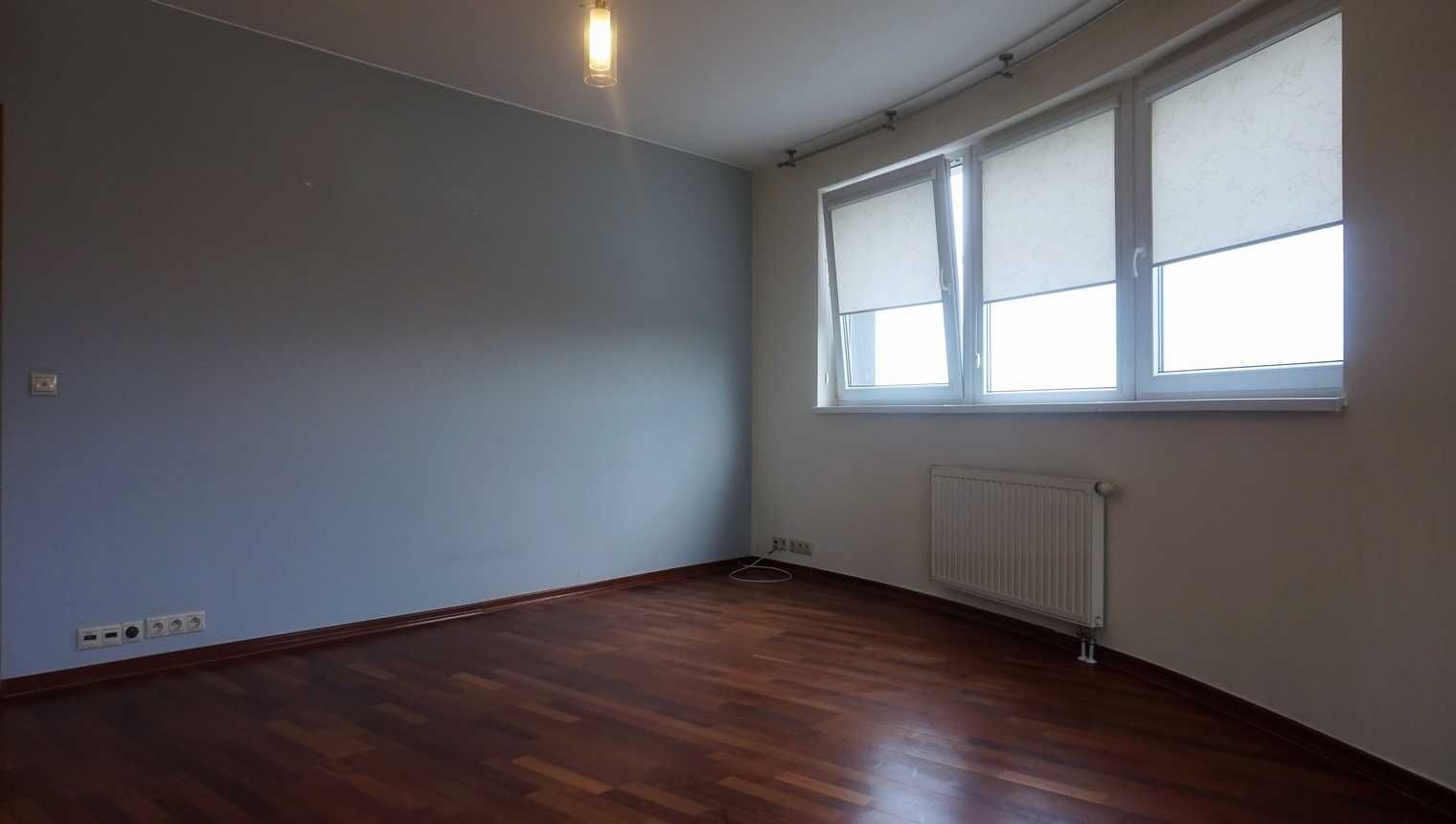 Stylish 3-Room Apartment in Bronowice with City View