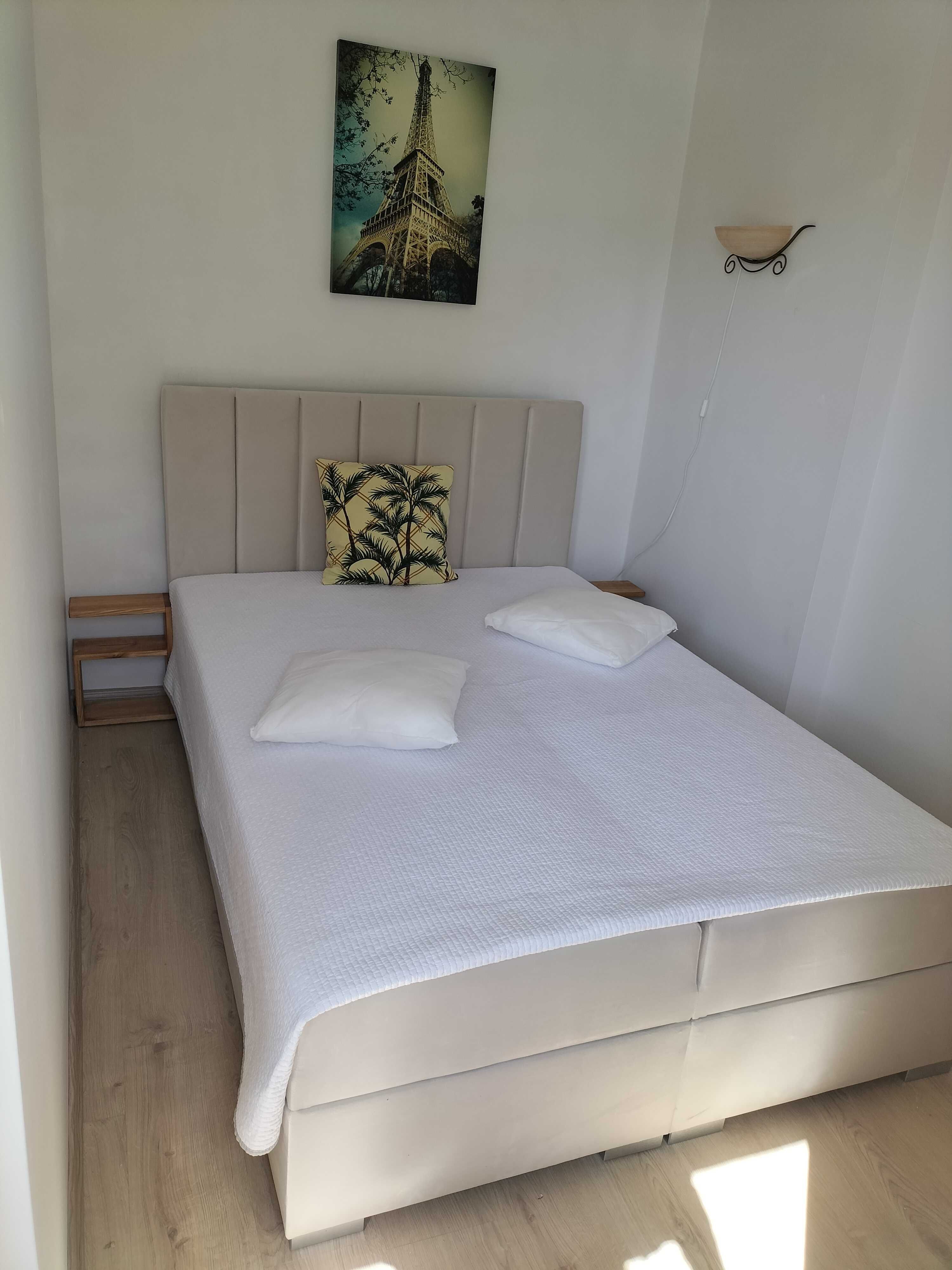 Studio Apartment with Separate Kitchen and Bedroom, Fully Equipped