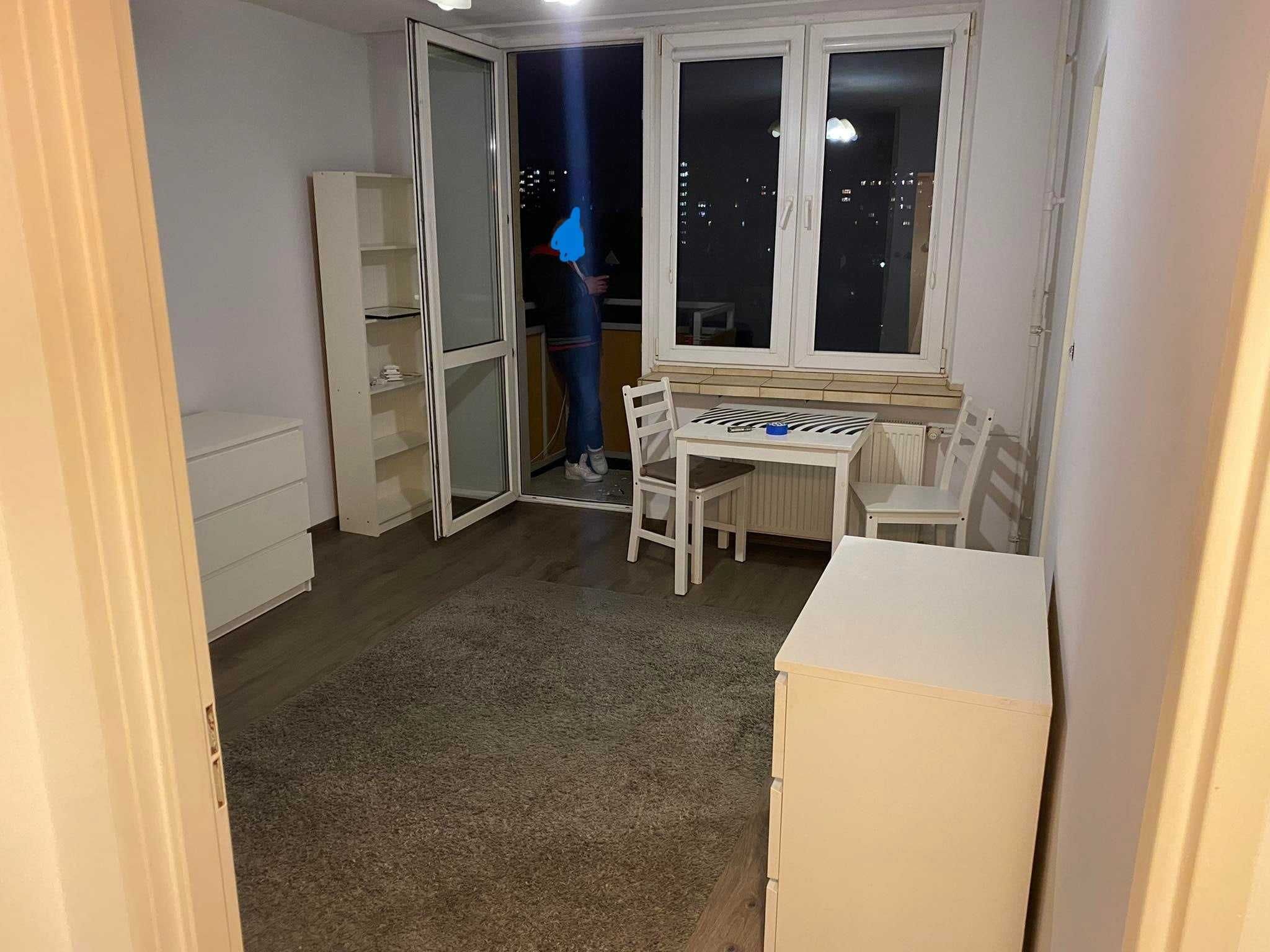 Modern Studio Near Metro with Balcony