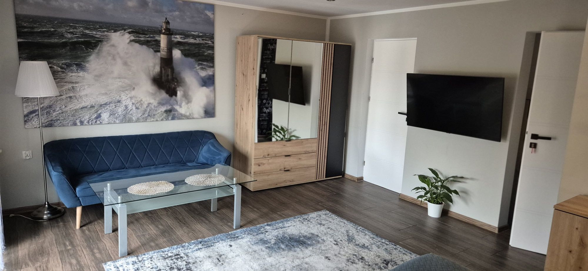 Fully Furnished Studio Apartment with All Inclusive Utilities