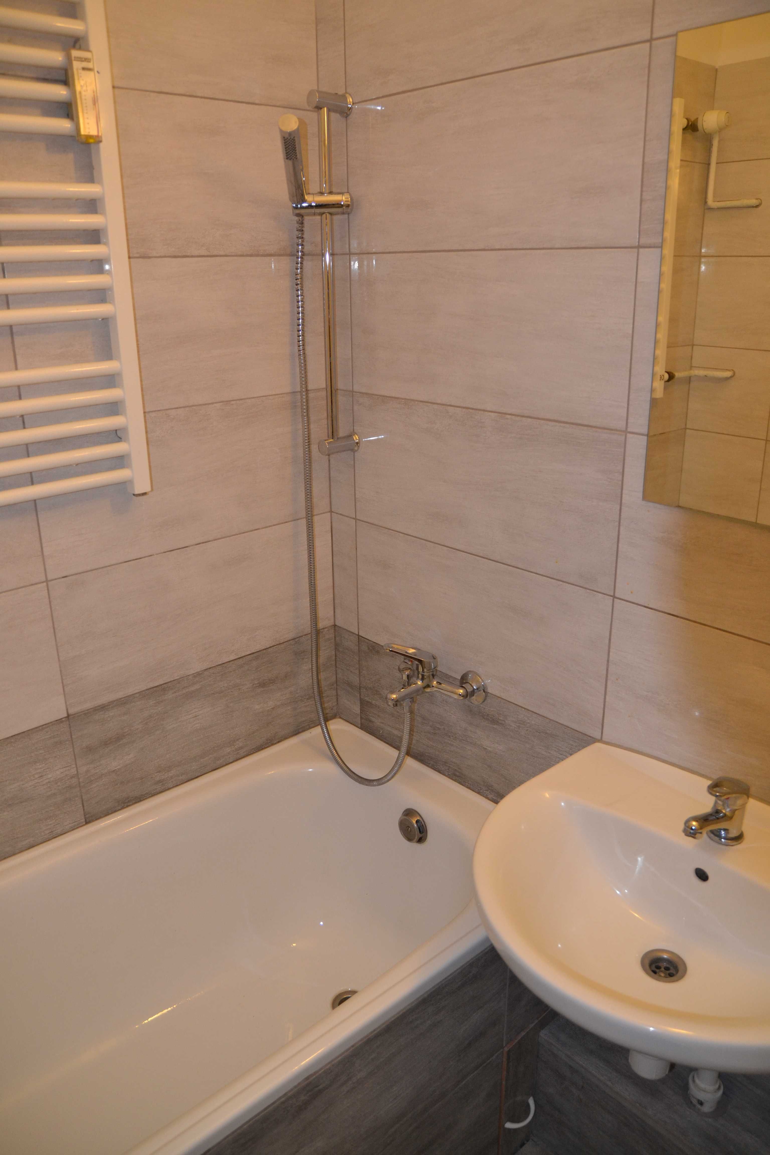 Furnished Studio Apartment near Rondo Solidarności