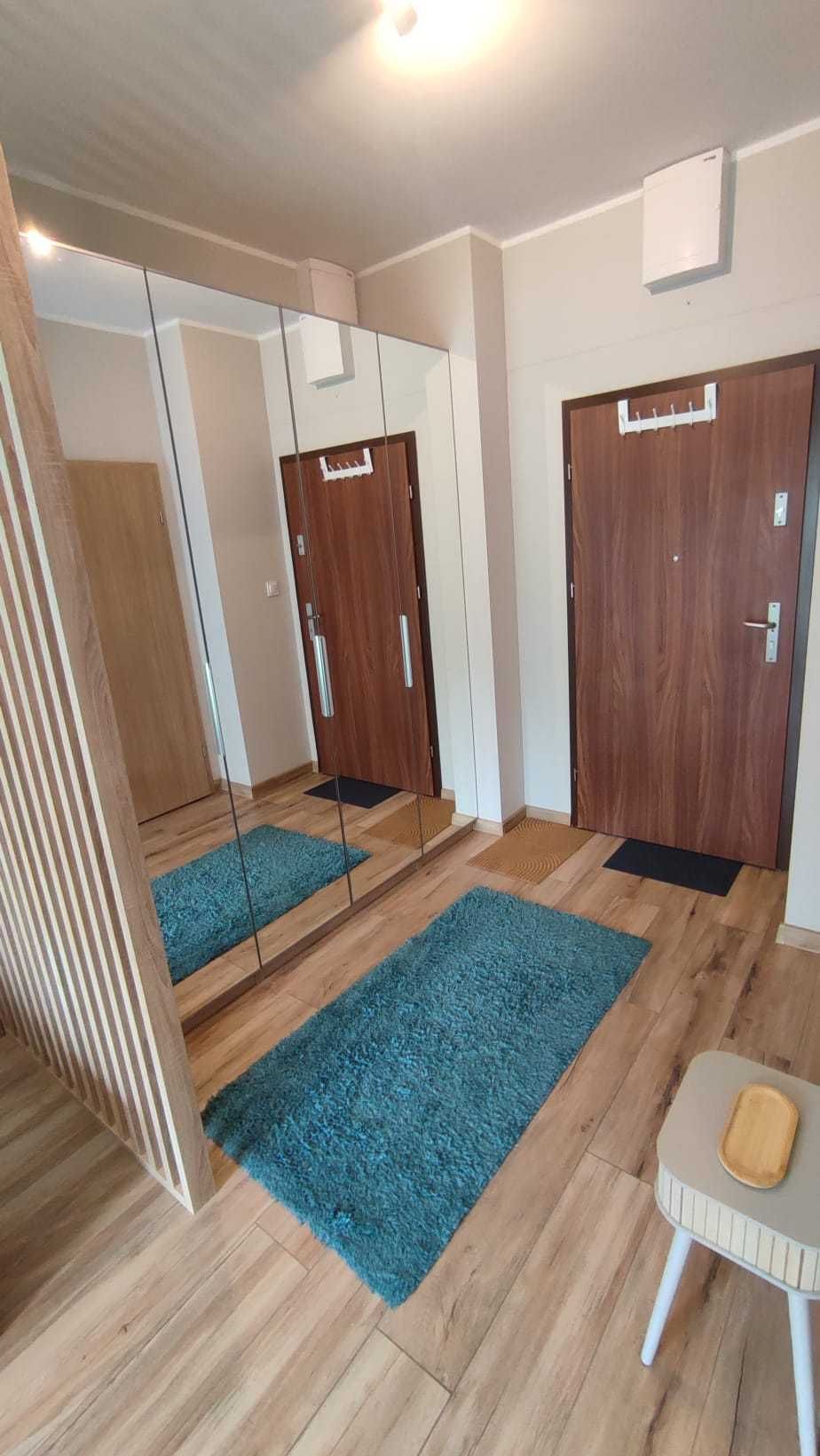 Вроцлав маңындағы Сихницедегі жеке бақшасы бар 30 м² студиялық пәтер
