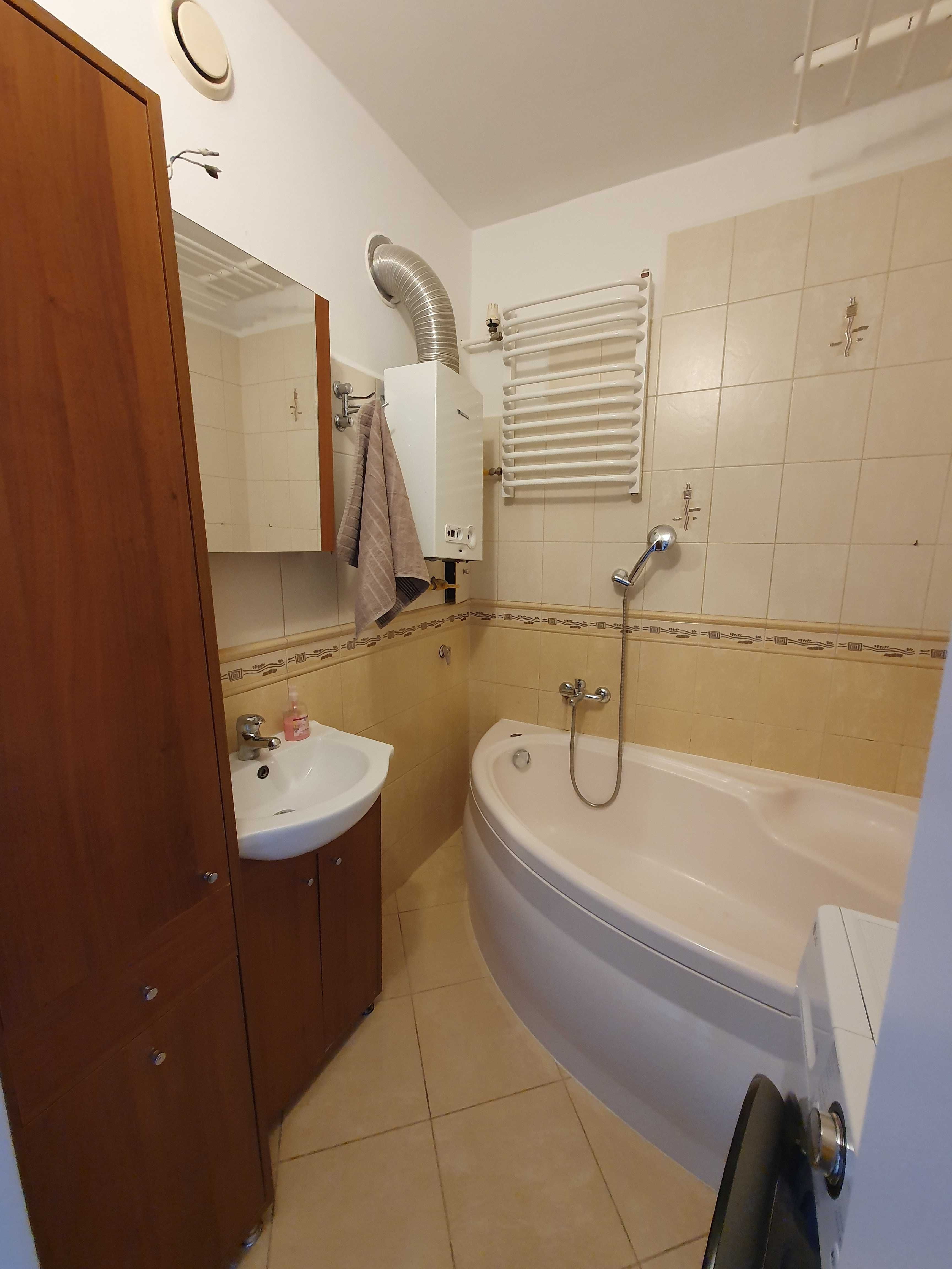 Modern 3-Bedroom Apartment with Full Amenities