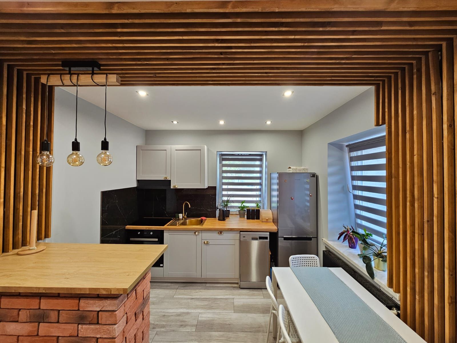 Modern Two-Room Apartment with Parking Near Wroclaw
