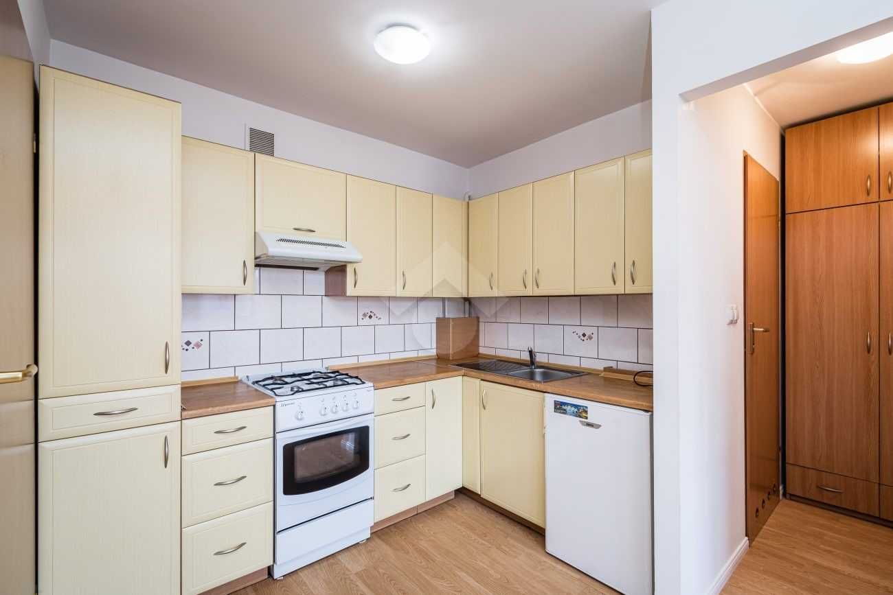Modern Two-Room Apartment in Bronowice with Full Amenities